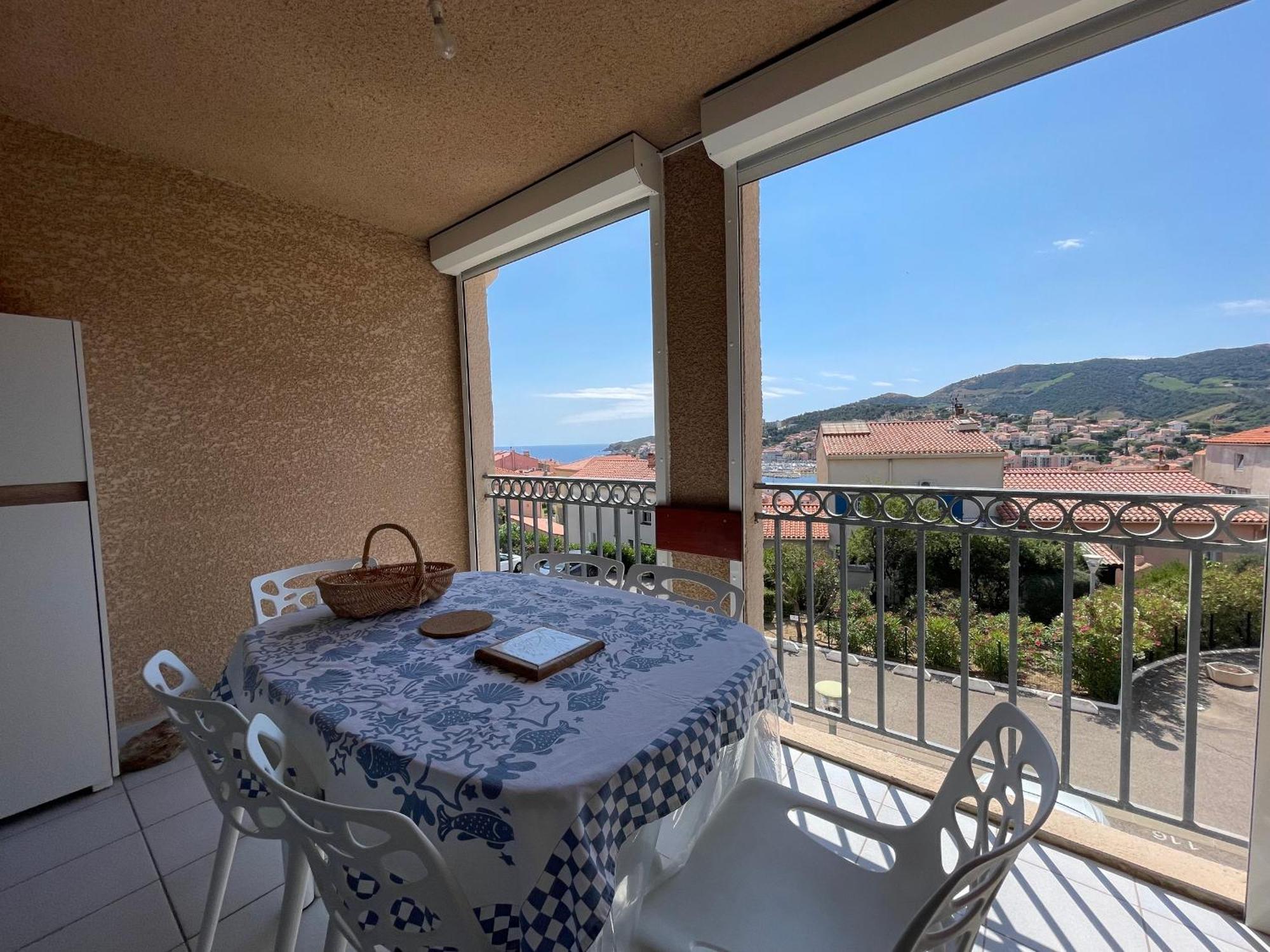 Banyuls-Sur-Mer : T2, Loggia Et Parking A 2 Pas De La Plage - Fr-1-309-39 Exterior photo