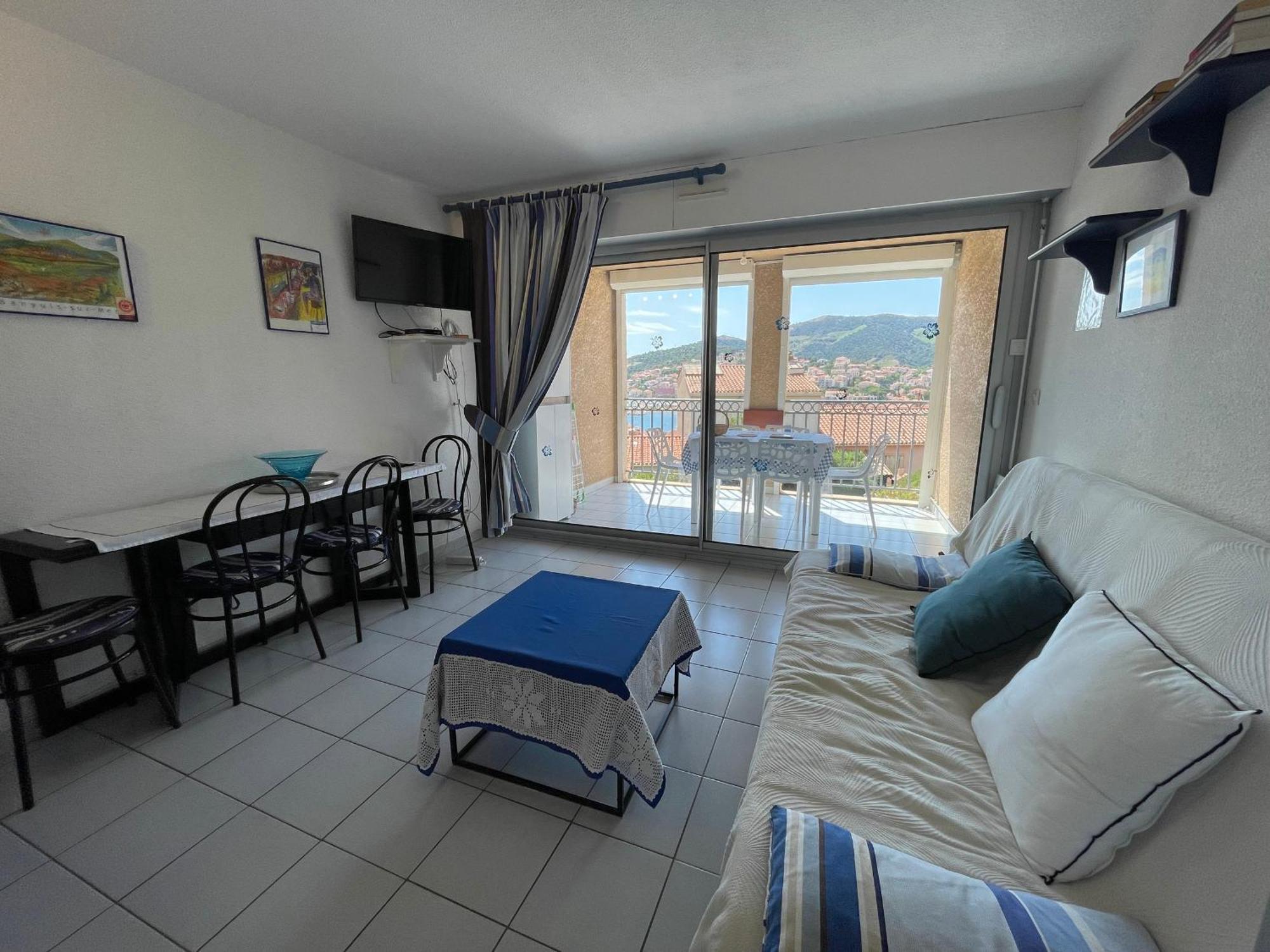 Banyuls-Sur-Mer : T2, Loggia Et Parking A 2 Pas De La Plage - Fr-1-309-39 Exterior photo