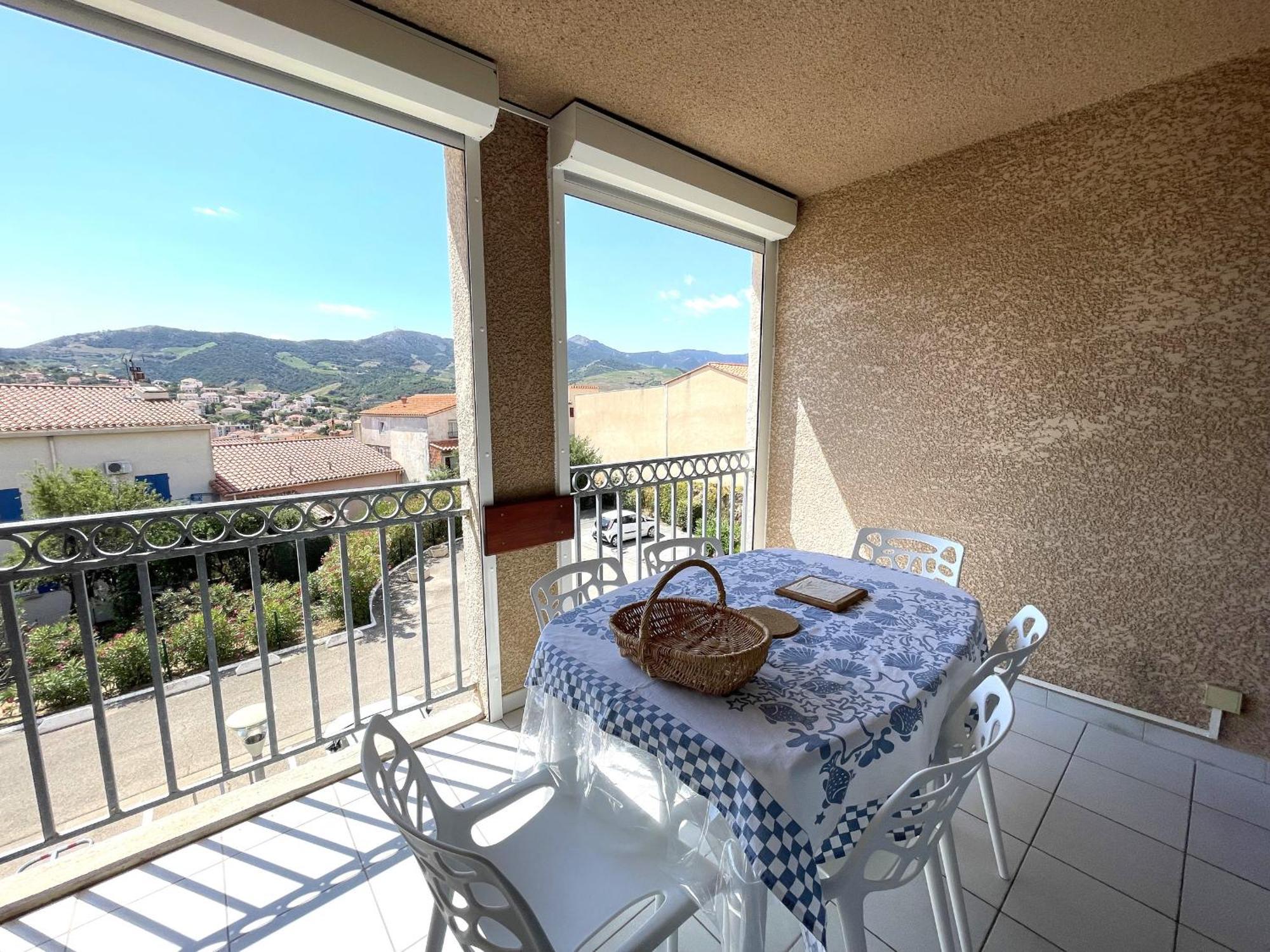 Banyuls-Sur-Mer : T2, Loggia Et Parking A 2 Pas De La Plage - Fr-1-309-39 Exterior photo